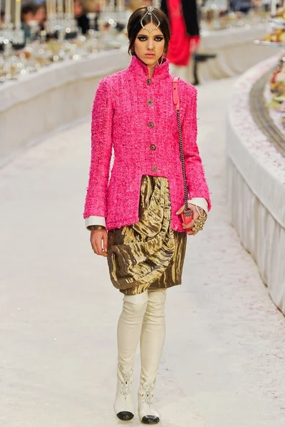 Look 33